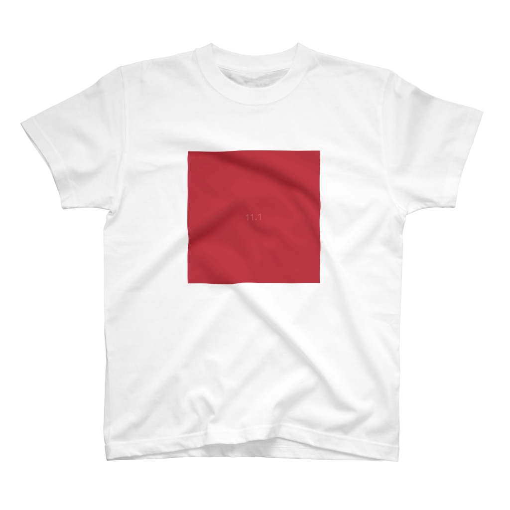 11月1日の誕生色「マーズ・レッド」のTシャツ