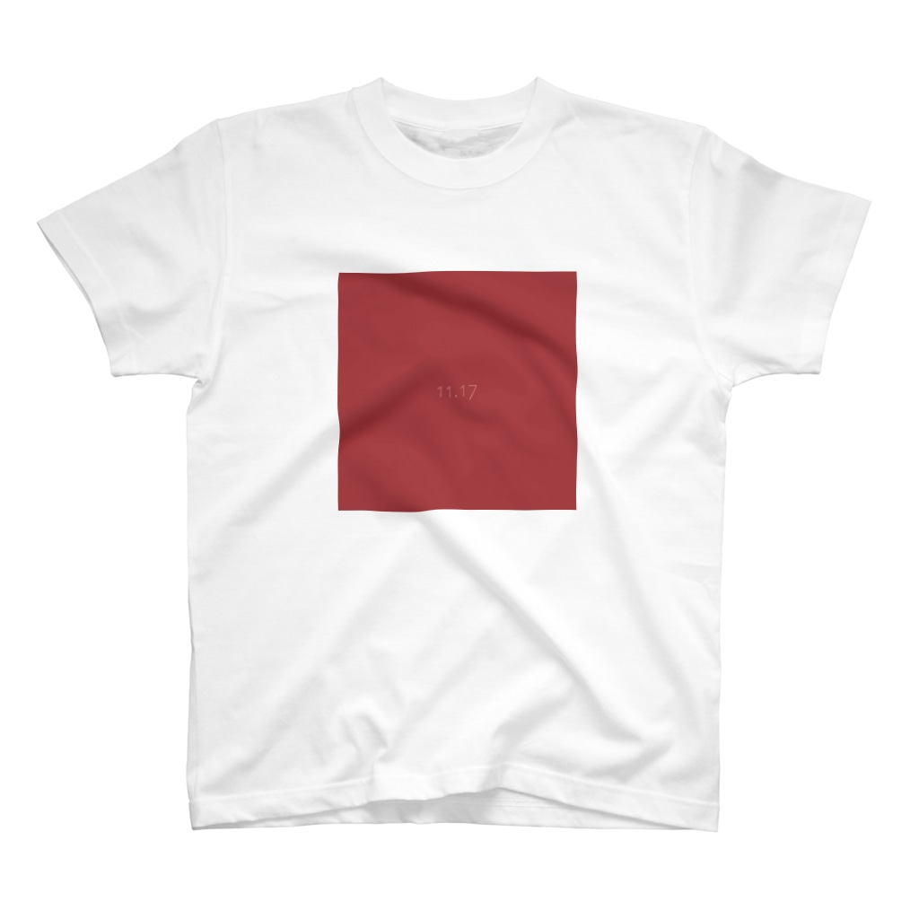 11月17日の誕生色「ポンペイアン・レッド」のTシャツ