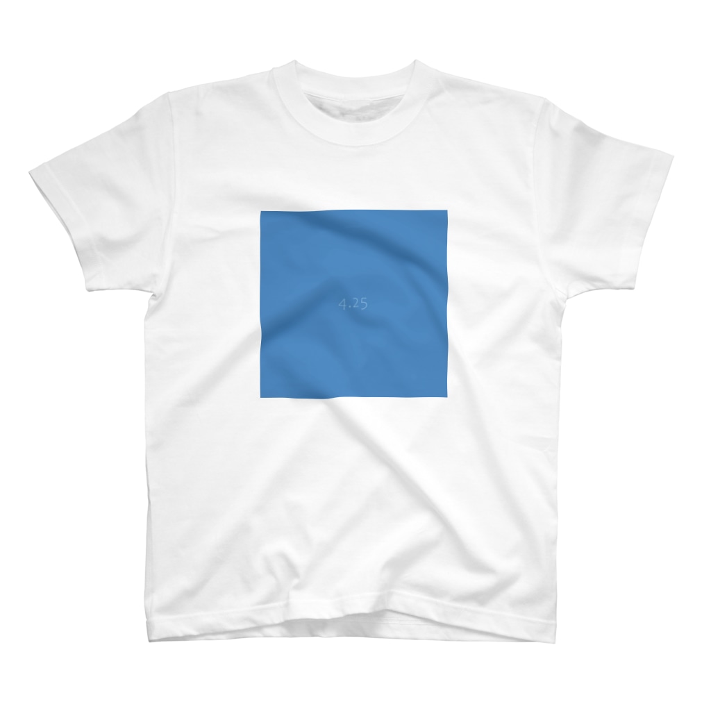 4月25日の誕生色「アズール・ブルー」のTシャツ