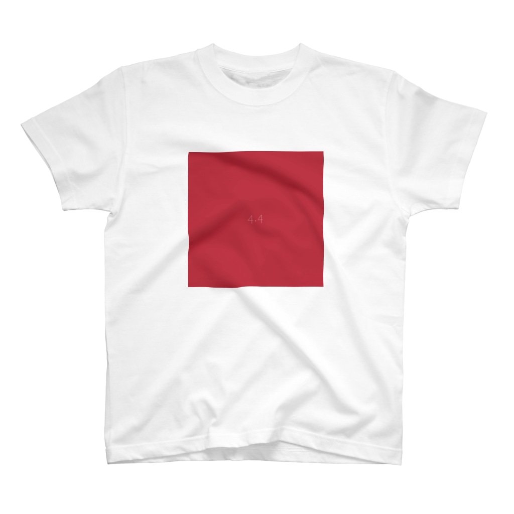 4月4日の誕生色「トゥルー・レッド」のTシャツ