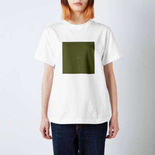 5月12日の誕生色「カラ・グリーン」のTシャツ