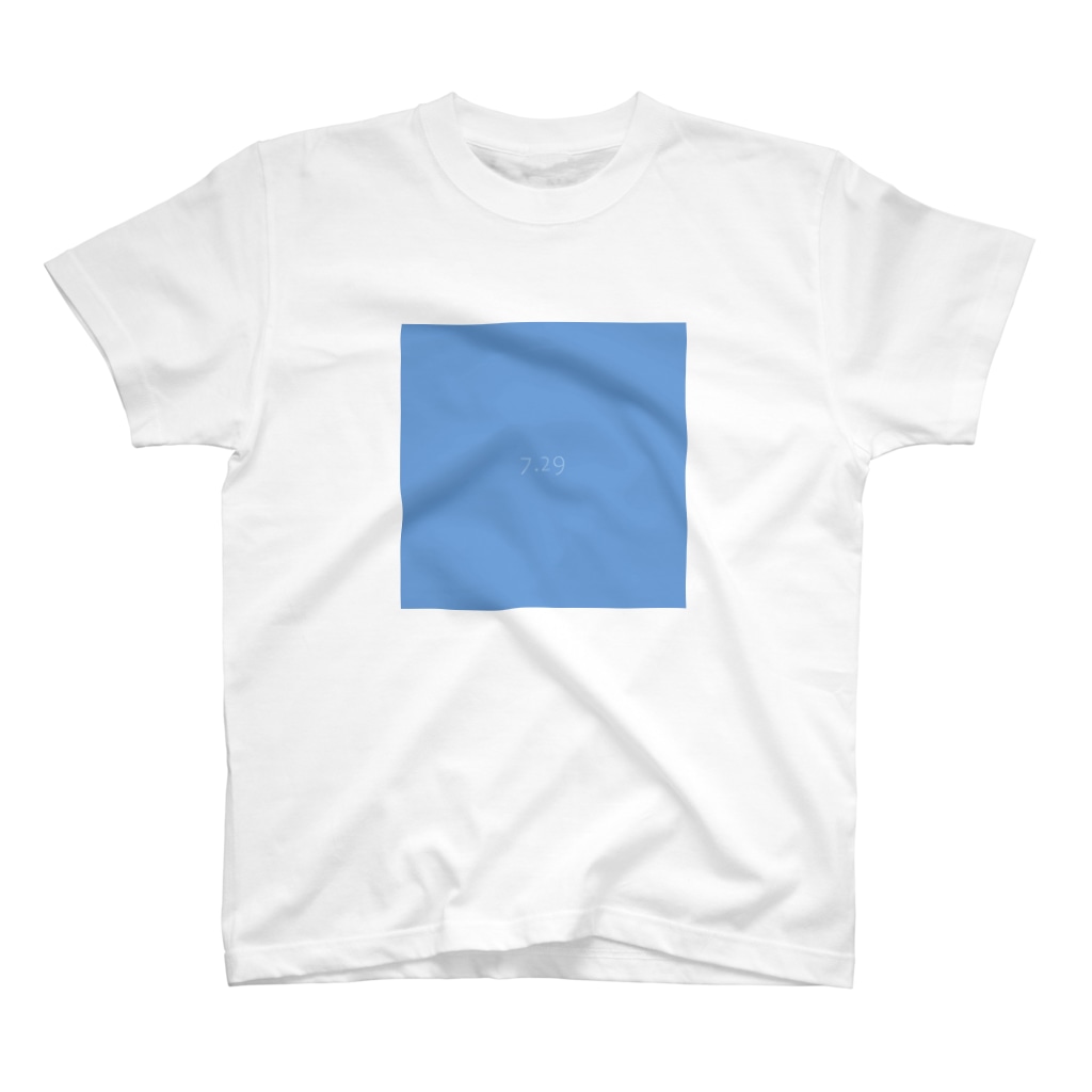 7月29日の誕生色「リトルボーイ・ブルー」のTシャツ