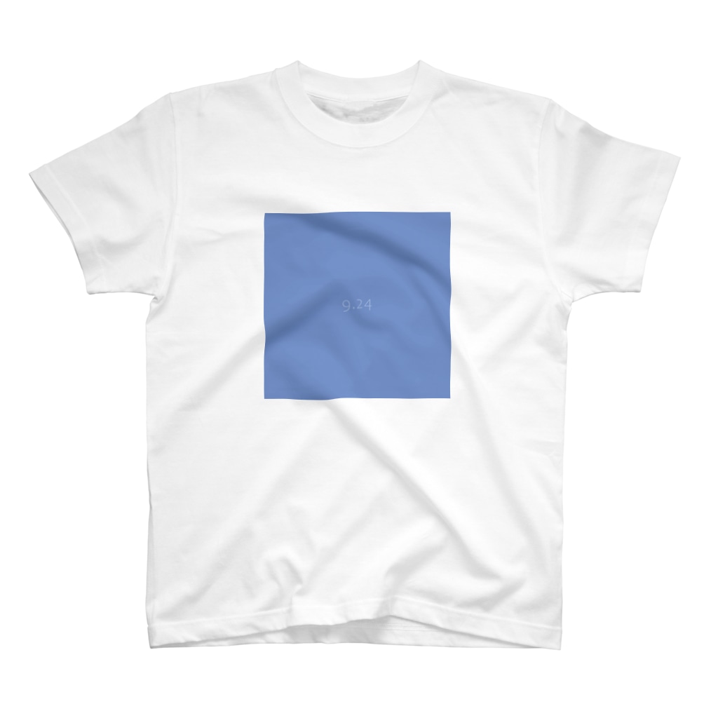 9月24日の誕生色「コーンフラワー・ブルー」のTシャツ